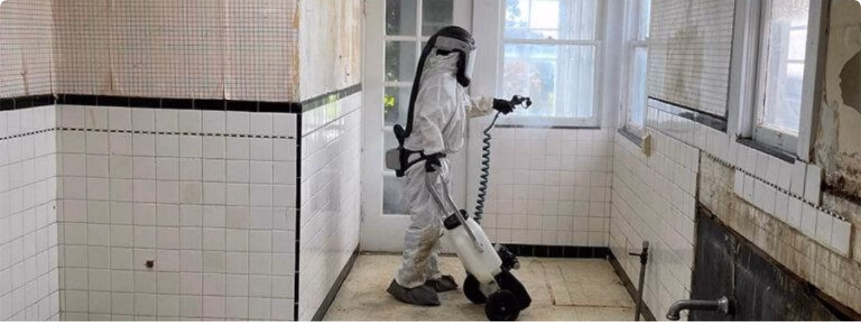 911 Hazmat Cleanup technician responding to a hoarder cleanup call in Salinas, CA